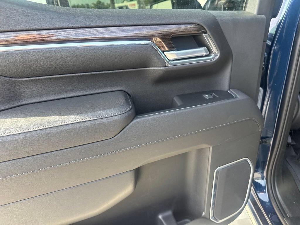 Used 2023 Chevrolet Silverado 1500 LT RWD image 10