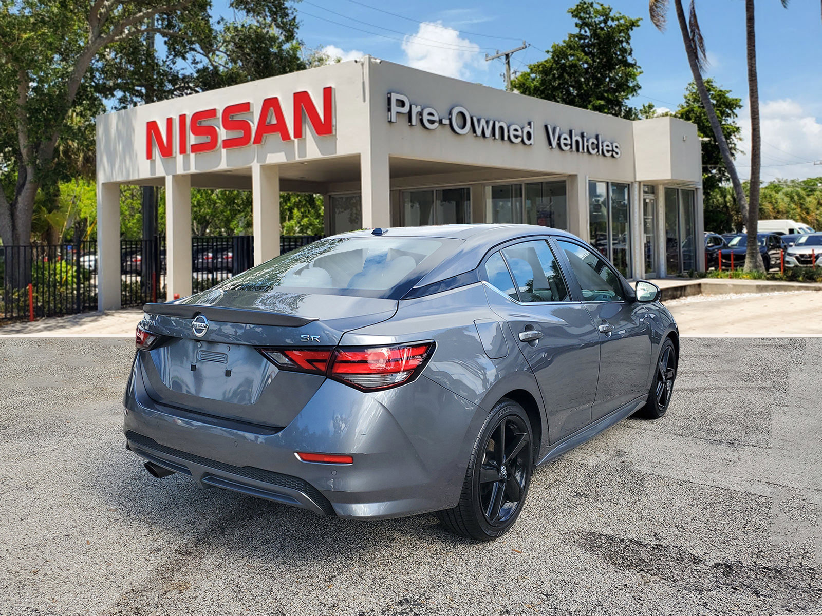 Certified 2022 Nissan Sentra SR image 4