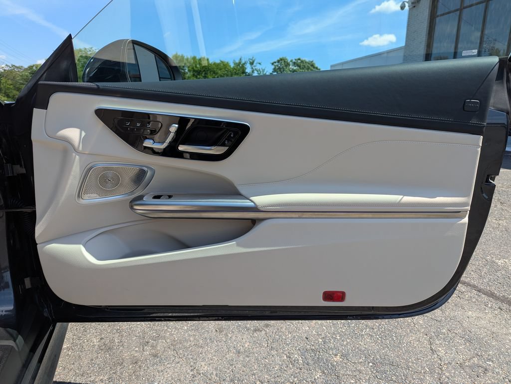 Used 2026 Mercedes-Benz CLE 450 4MATIC Cabriolet image 33