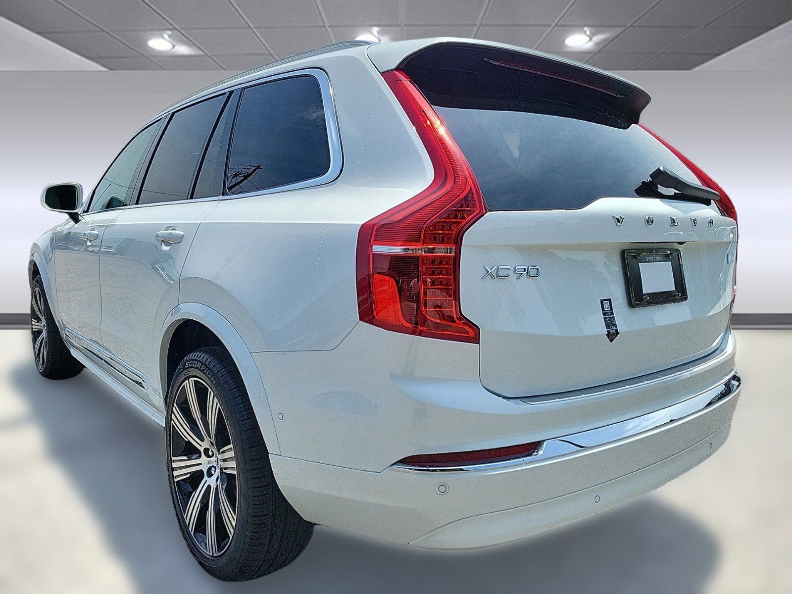 New 2024 Volvo XC90 T8 Ultimate w/ Protection Package Premier image 3