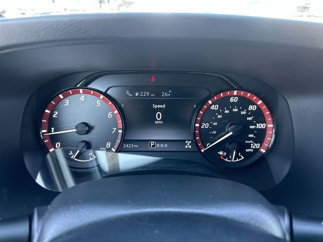 Certified 2025 Nissan Frontier PRO-4X image 15