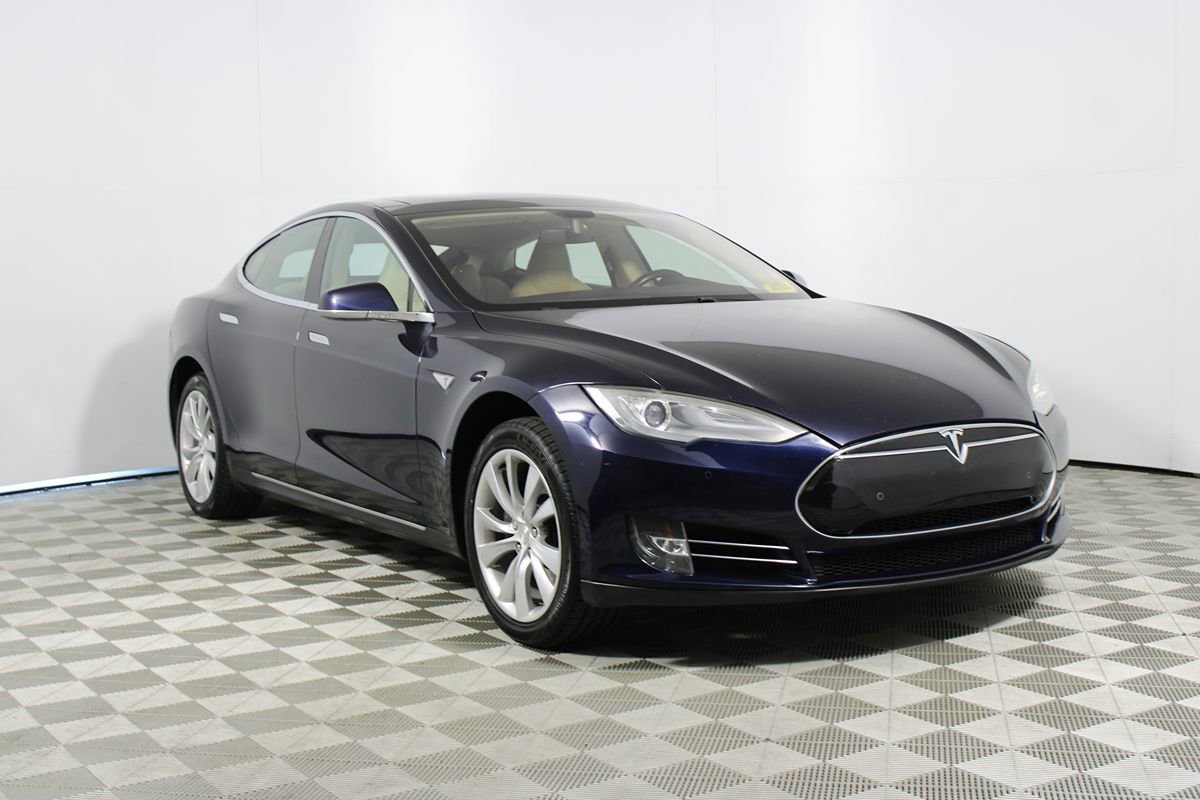 Used 2013 Tesla Model S Performance RWD image 26