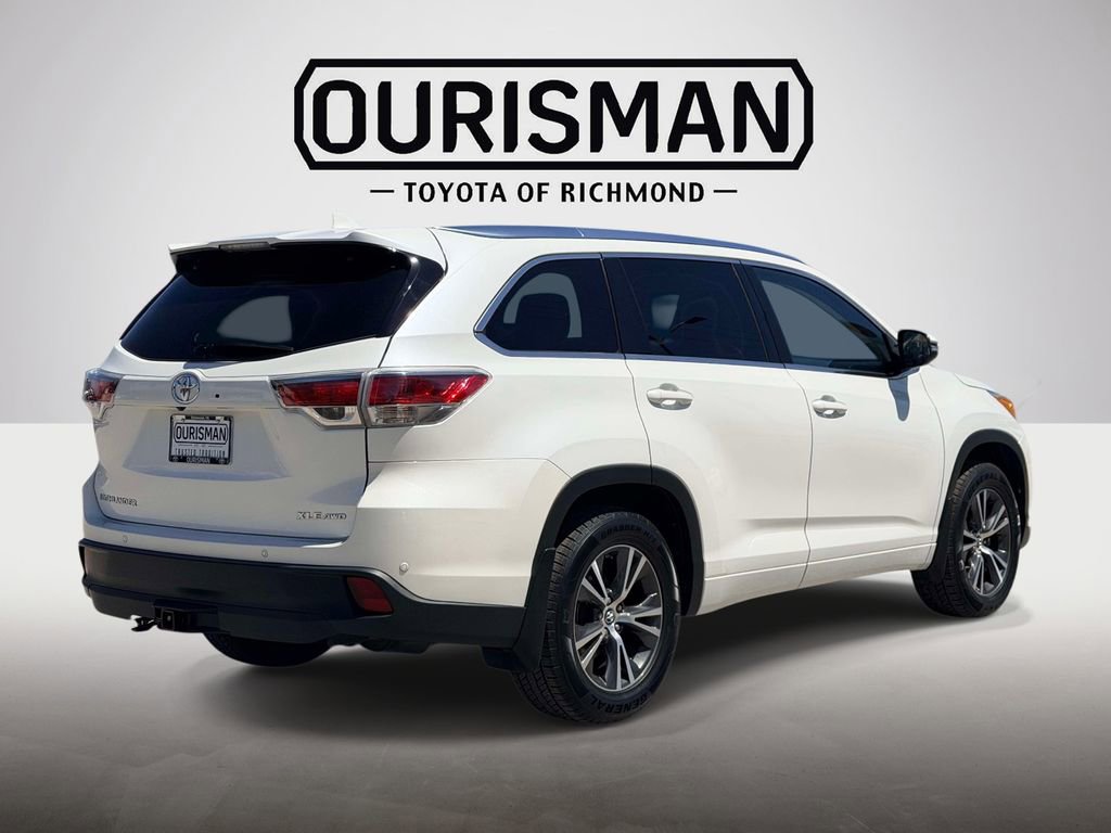 Used 2016 Toyota Highlander XLE AWD/4WD image 22