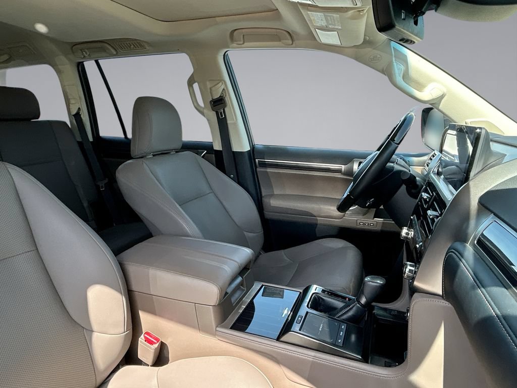 Used 2023 Lexus GX 460 Premium w/ Premium Package AWD/4WD image 38