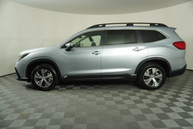 Certified 2025 Subaru Ascent Premium AWD/4WD image 4