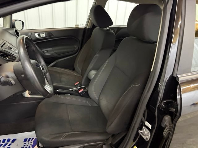 Used 2015 Ford Fiesta SE w/ Comfort Package FWD image 20