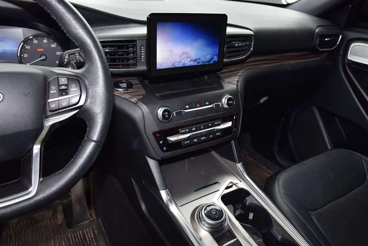 Used 2020 Ford Explorer Limited RWD image 9