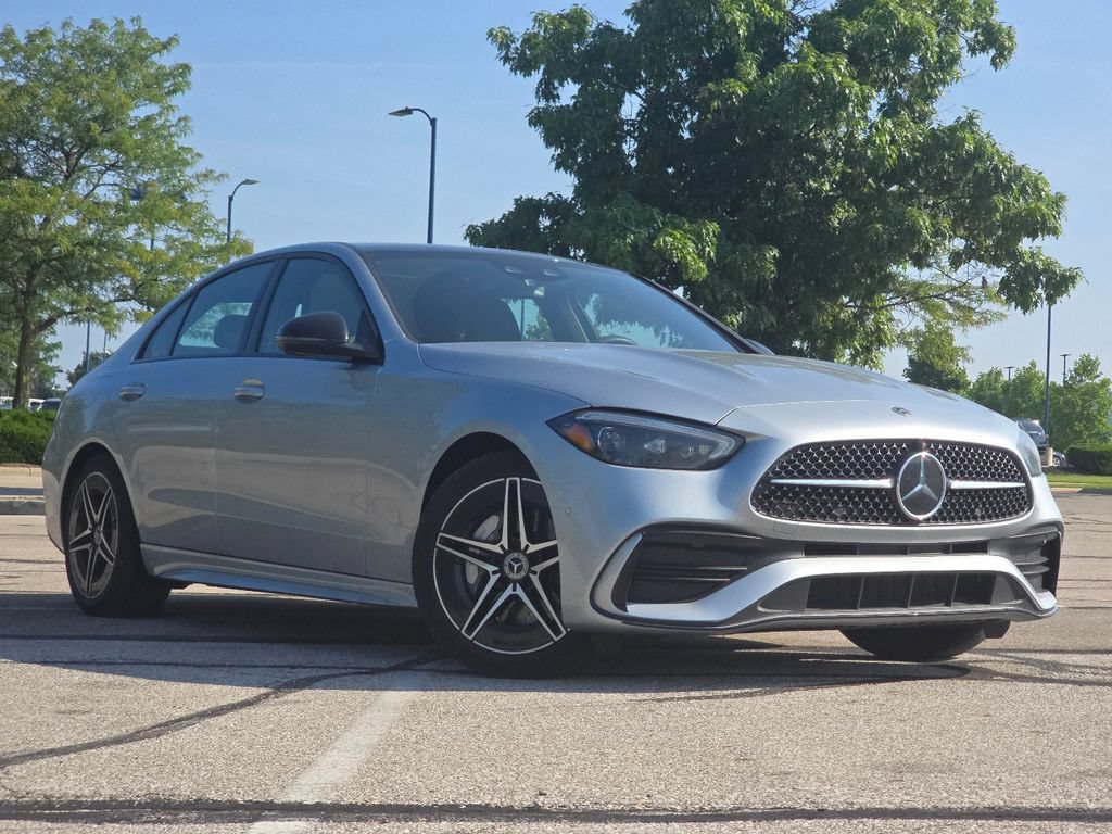 Used 2024 Mercedes-Benz C 300 4MATIC Sedan image 2