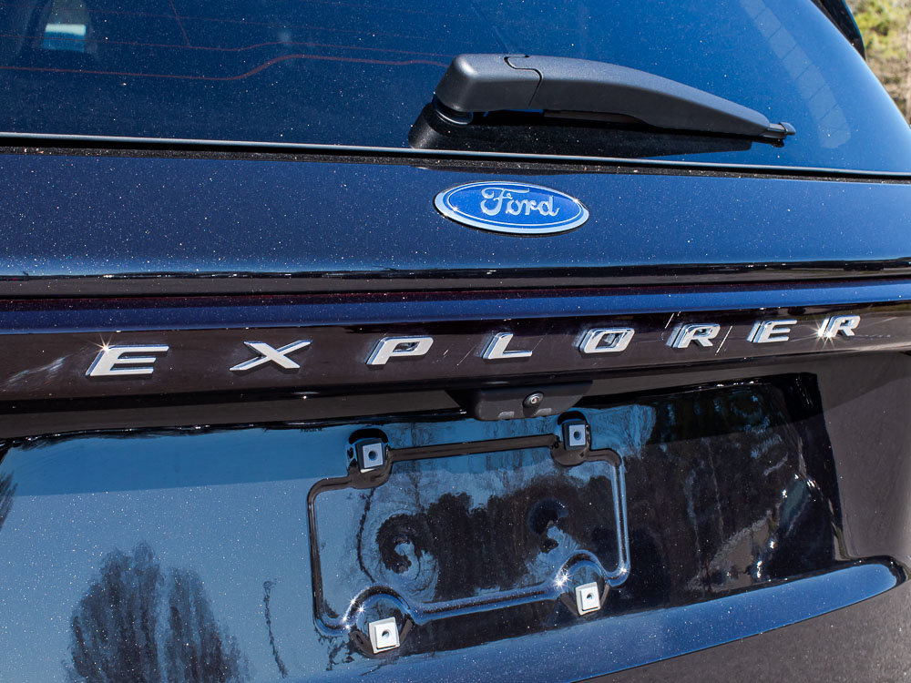 Used 2026 Ford Explorer Active w/ Active Comfort Package AWD/4WD image 10
