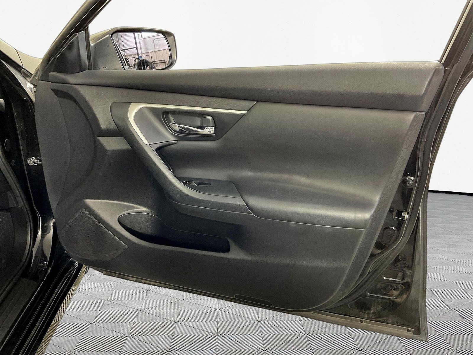 Used 2018 Nissan Altima 2.5 S w/ S Convenience Package FWD image 26