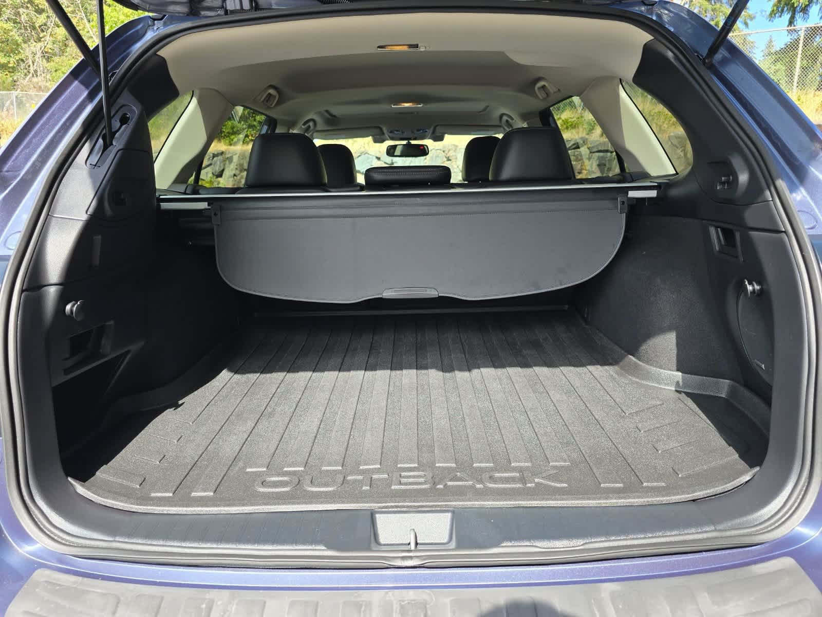 Used 2016 Subaru Outback 2.5i Limited AWD/4WD image 30