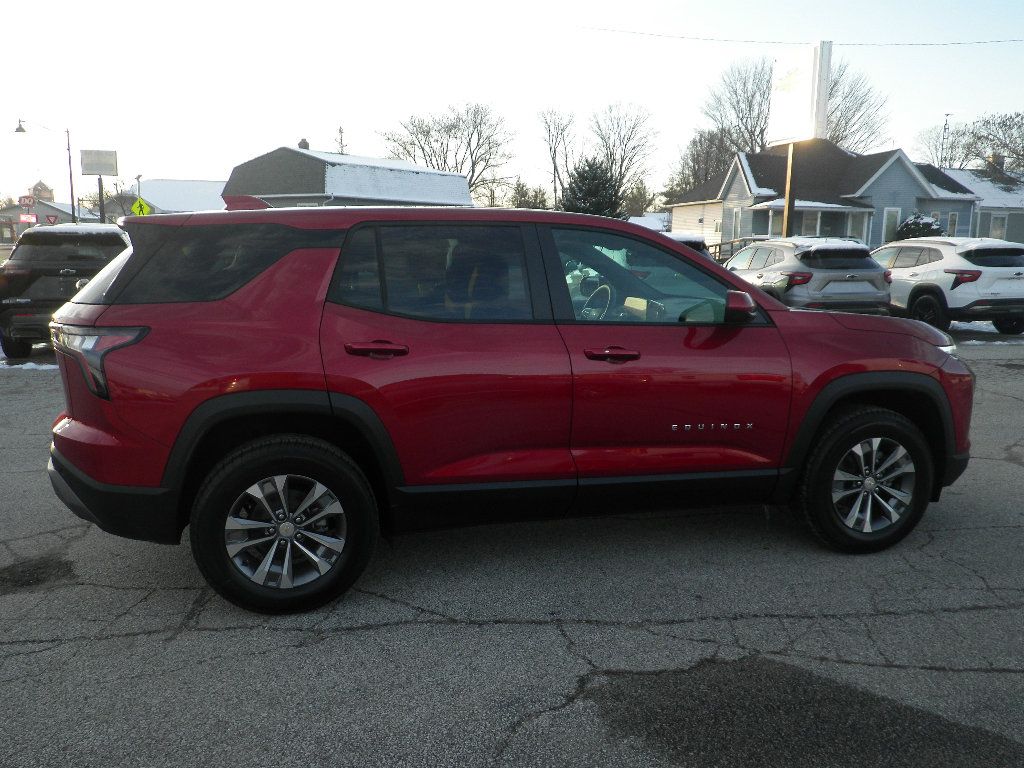 New 2026 Chevrolet Equinox LT w/ Convenience Package II image 8