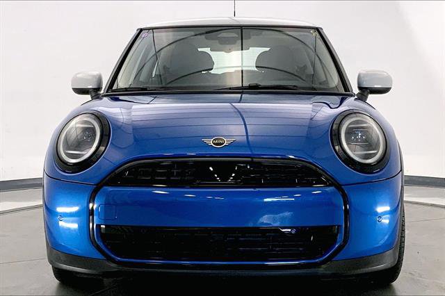 Certified 2025 MINI Cooper 2-Door Hardtop image 2