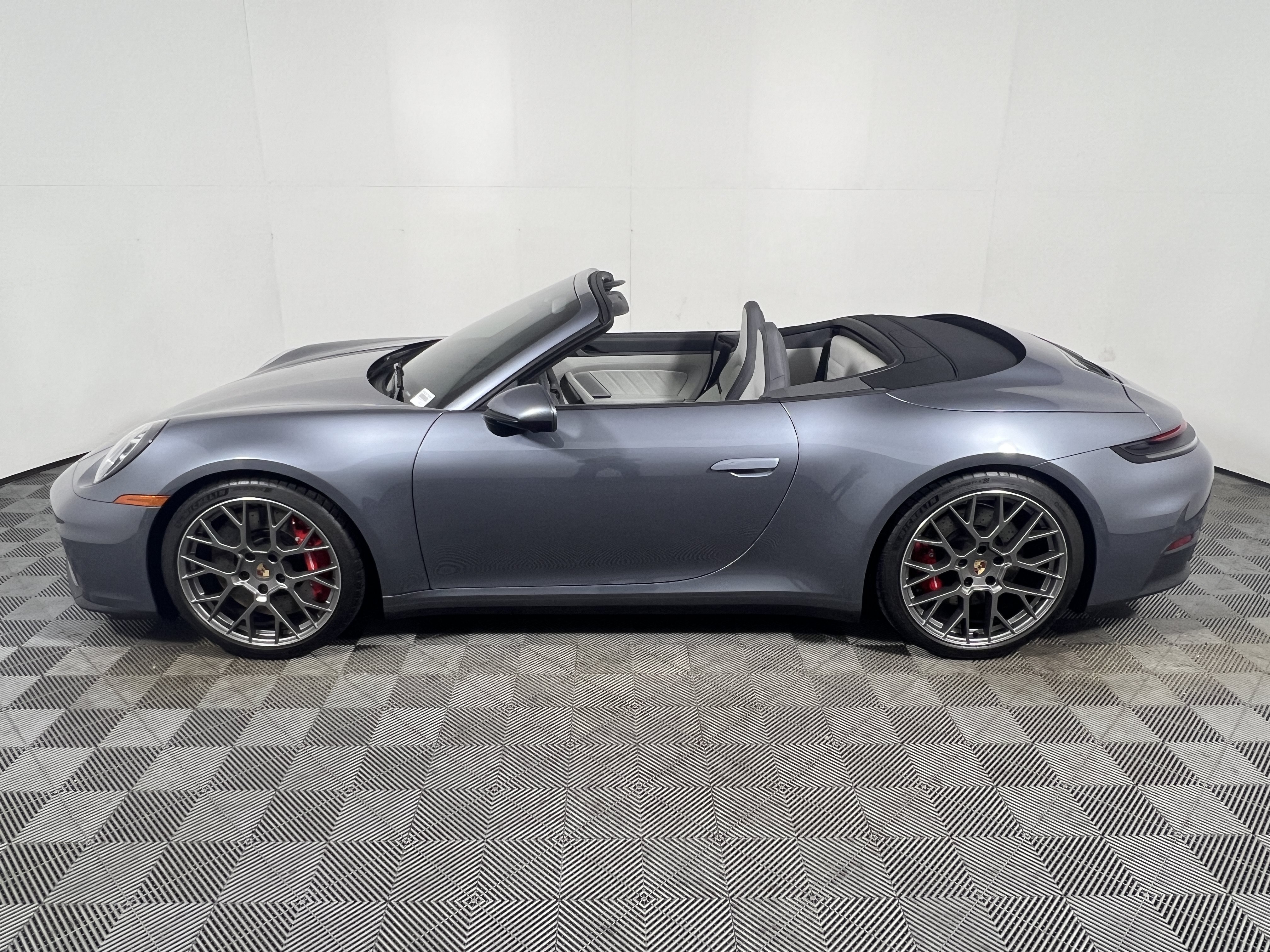 Certified 2026 Porsche 911 Carrera S RWD image 2