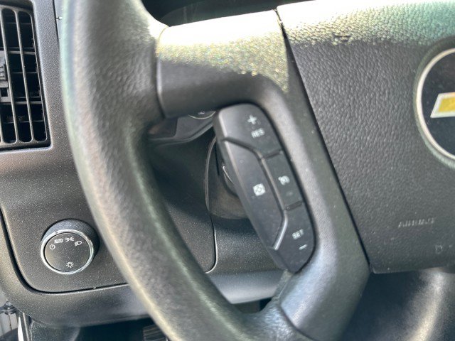 Used 2017 Chevrolet Express 2500 RWD image 23