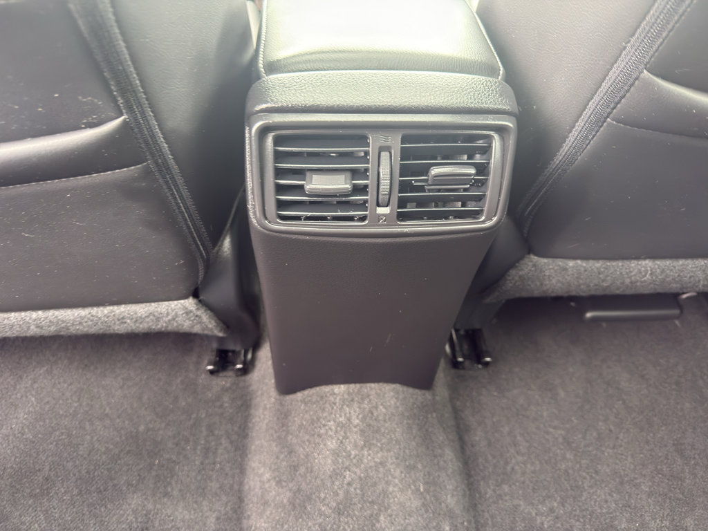 Used 2015 Nissan Rogue SL w/ SL Premium Package image 32