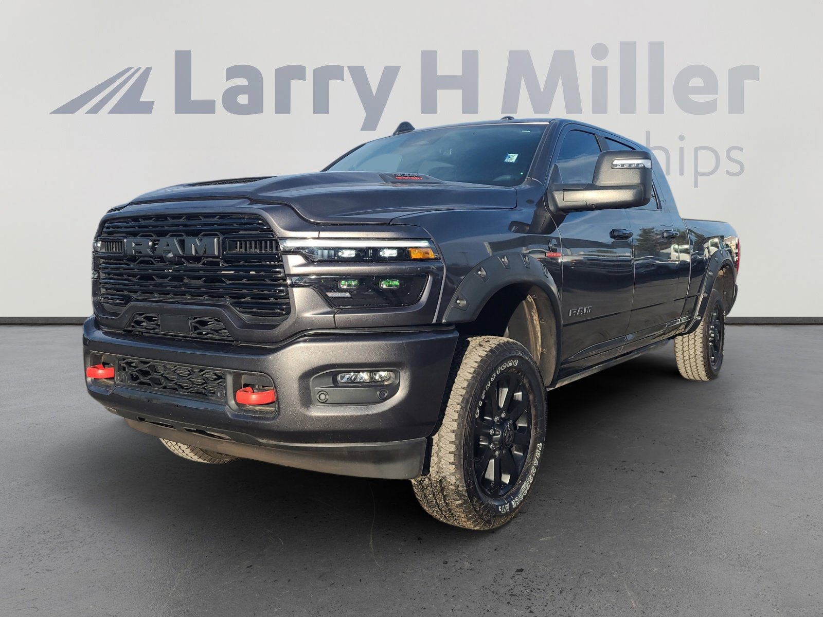 Used 2025 RAM 3500 Laramie image 1