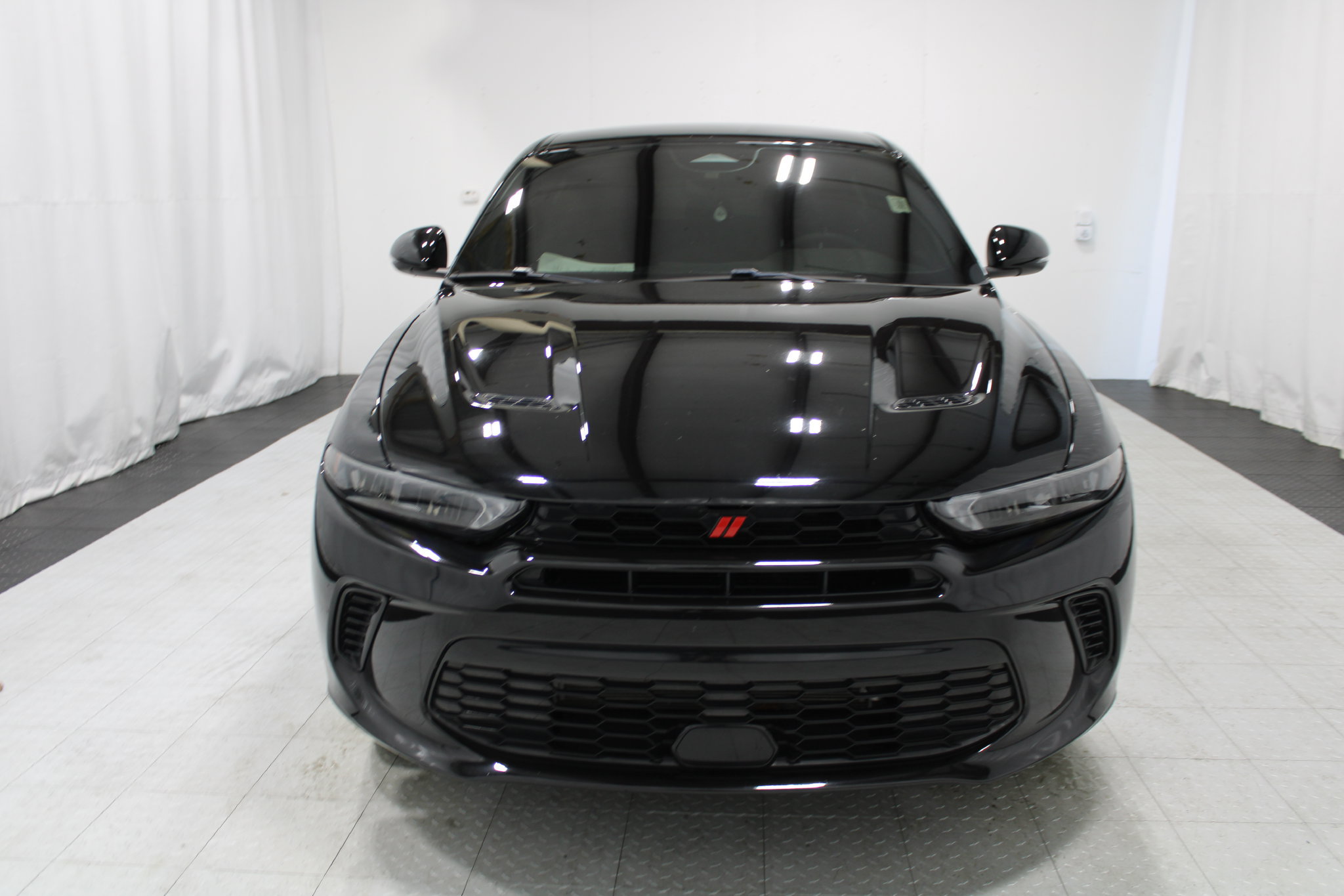 Used 2024 Dodge Hornet GT w/ GT Blacktop Package AWD/4WD image 3