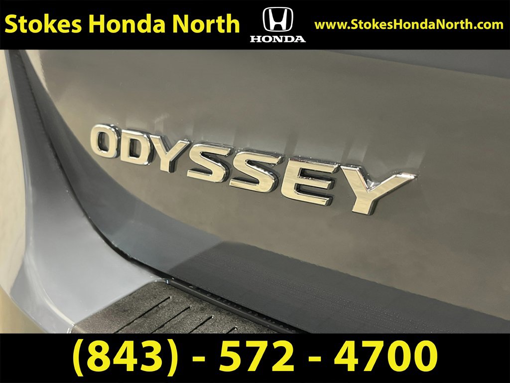 New 2026 Honda Odyssey Touring image 7