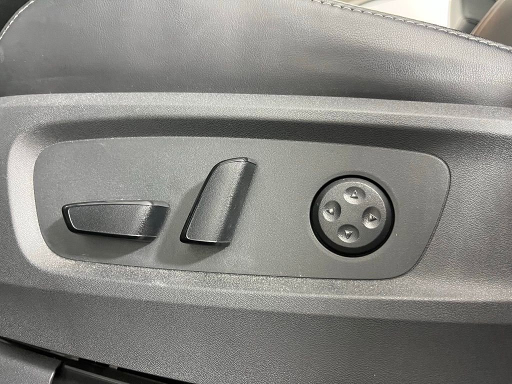 Used 2023 INFINITI QX60 Luxe w/ Cargo Package image 15