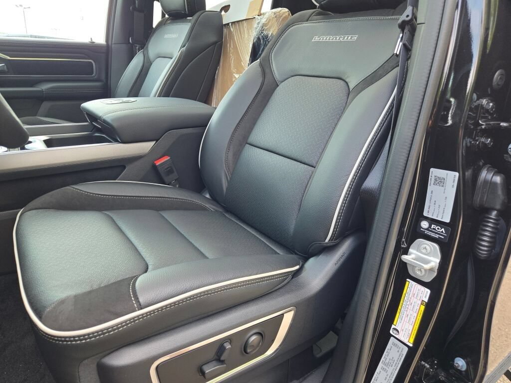 New 2027 RAM 1500 Laramie AWD/4WD image 23