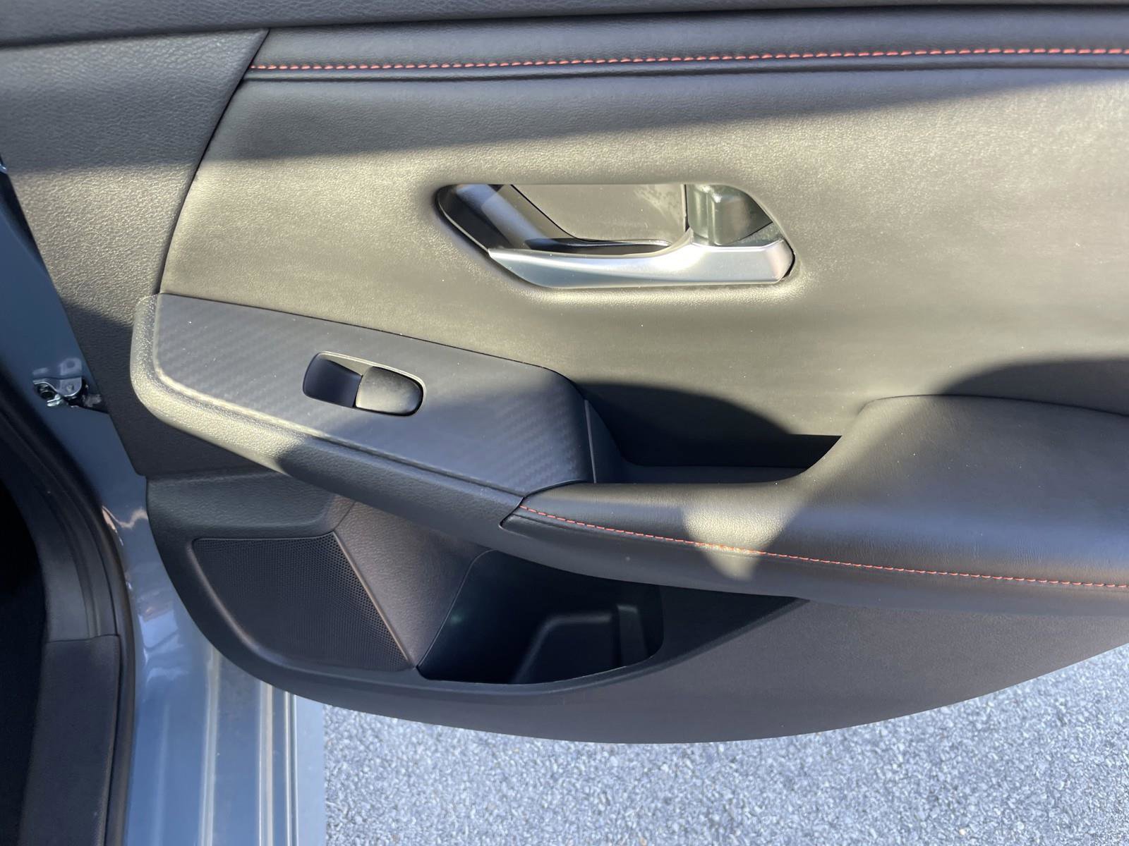 Used 2024 Nissan Sentra SR w/ SR Premium Package image 25