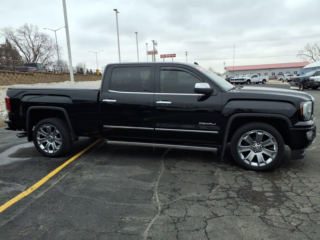 Used 2017 GMC Sierra 1500 Denali w/ Denali Ultimate Package image 2