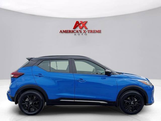 Used 2023 Nissan Kicks SR FWD image 6