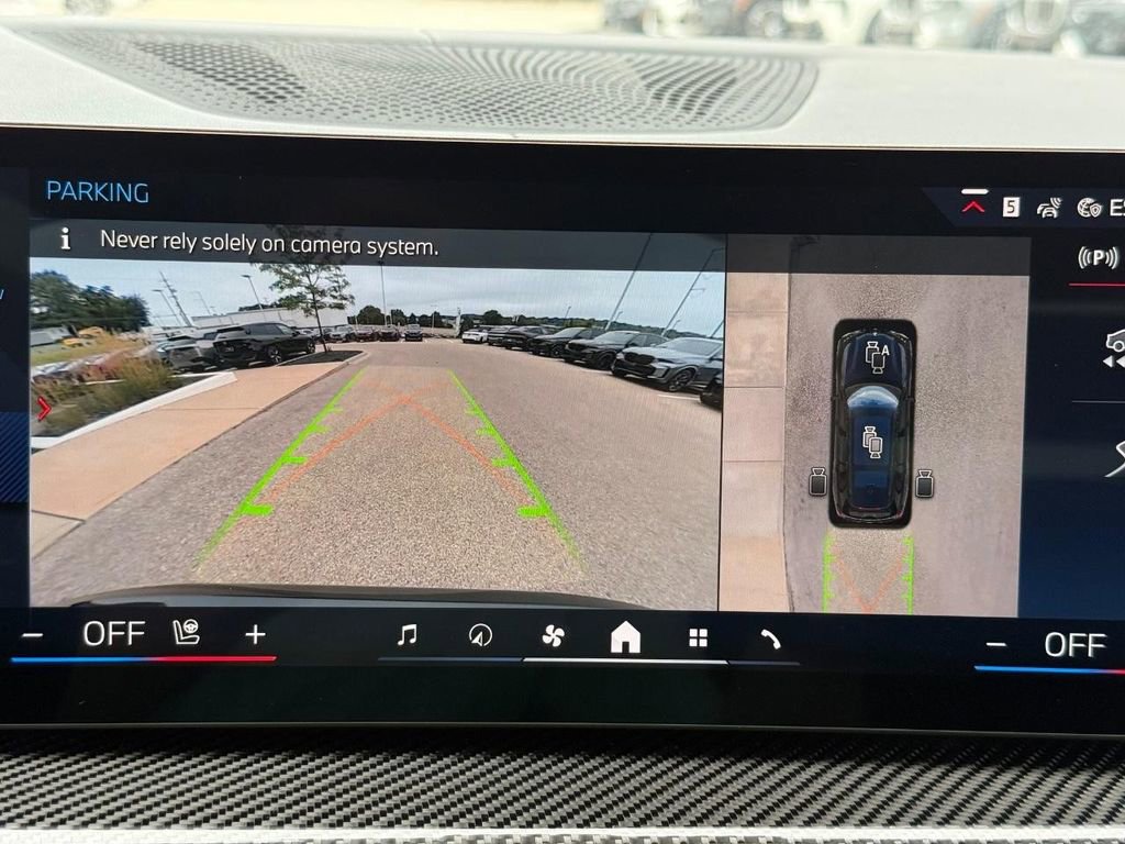 New 2026 BMW X7 M60i image 15