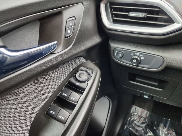 Used 2022 Chevrolet TrailBlazer LS FWD image 32