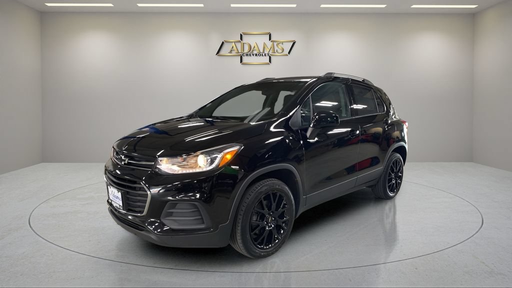 Certified 2022 Chevrolet Trax LT w/ Midnight Edition