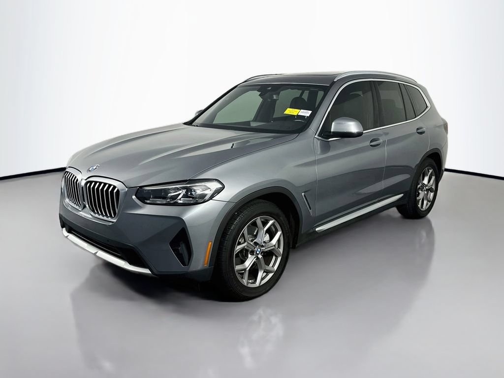 Used 2023 BMW X3 xDrive30i AWD/4WD image 3