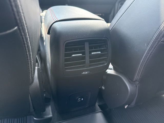 Certified 2023 Ford Escape ST-Line Select w/ Tech Pack #2 image 17