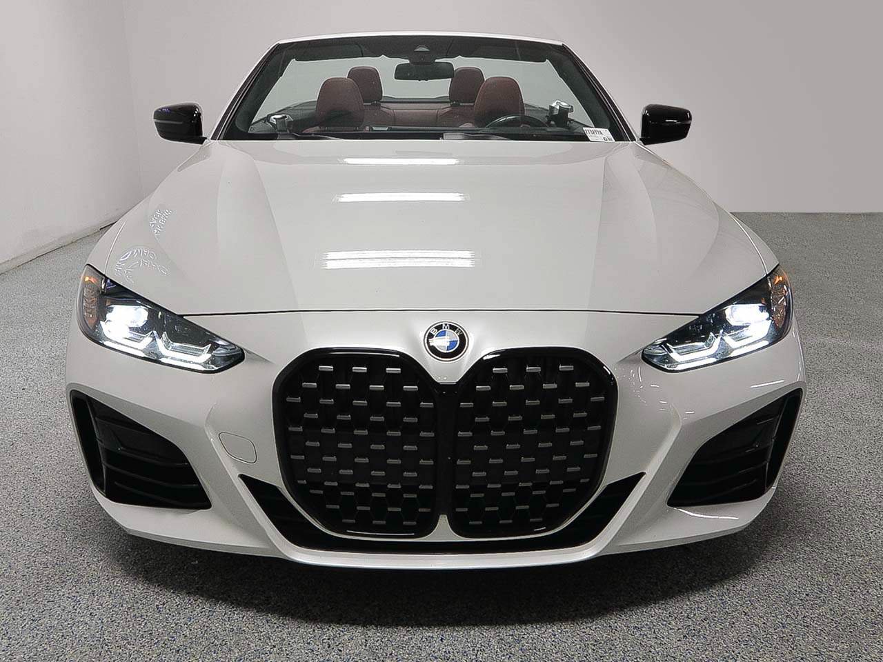 Used 2024 BMW M440i Convertible w/ Premium Package RWD image 3