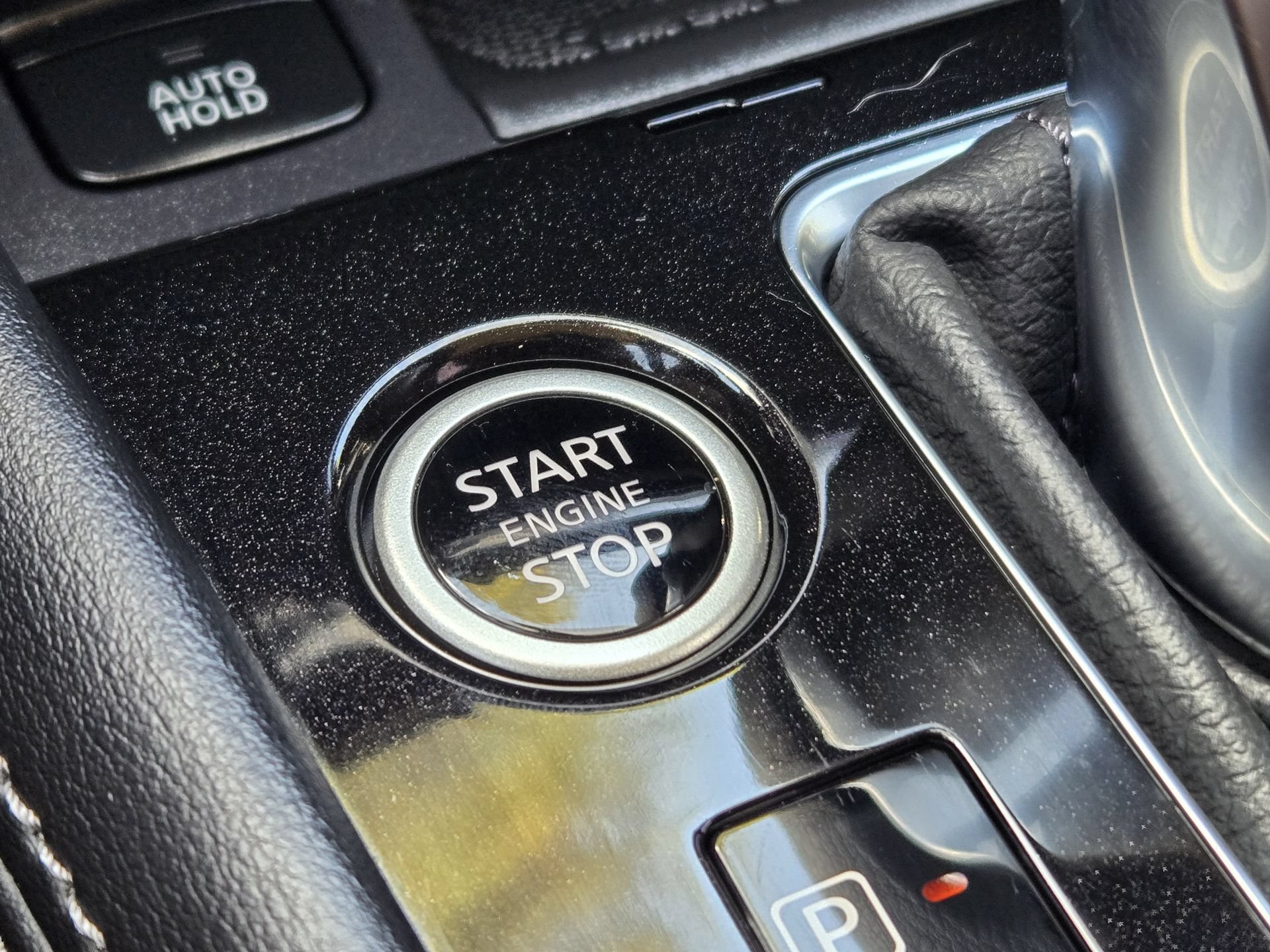 Used 2024 Nissan Kicks SR FWD image 20