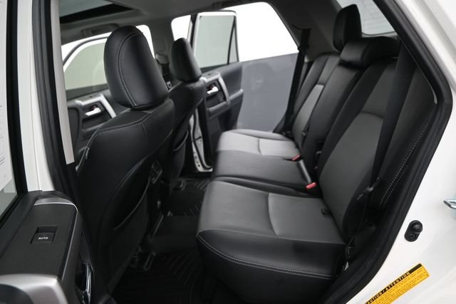 Used 2020 Toyota 4Runner SR5 Premium w/ Moonroof Package AWD/4WD image 15