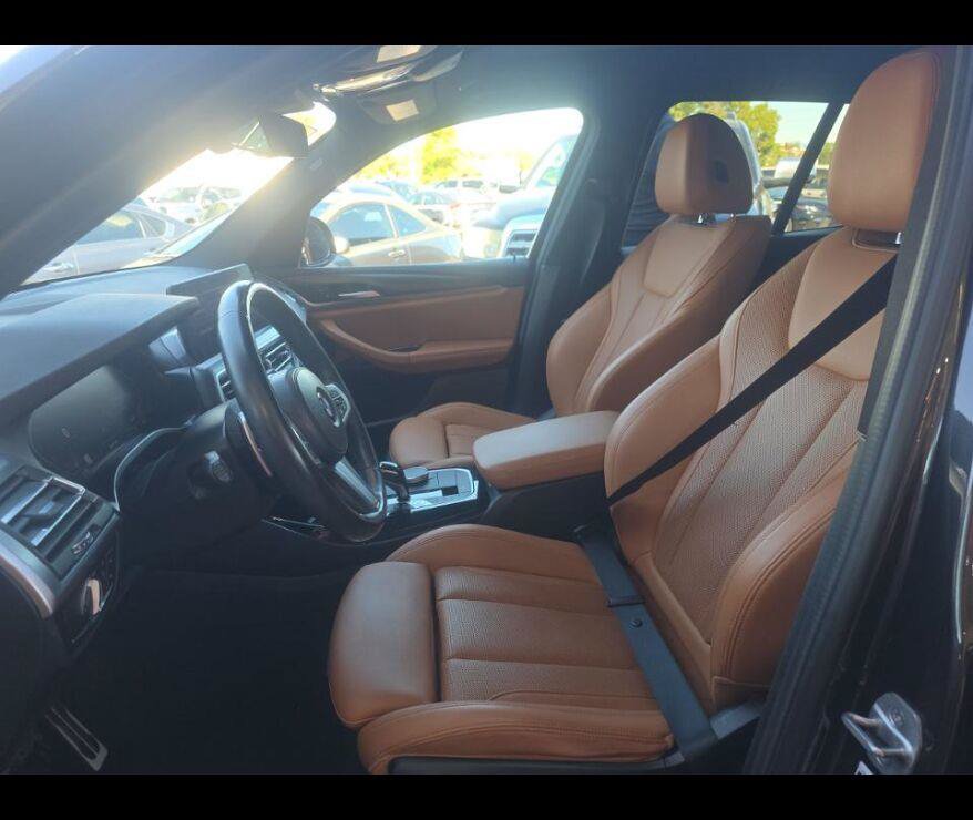 Used 2022 BMW X3 sDrive30i w/ M Sport Package 2 RWD image 3
