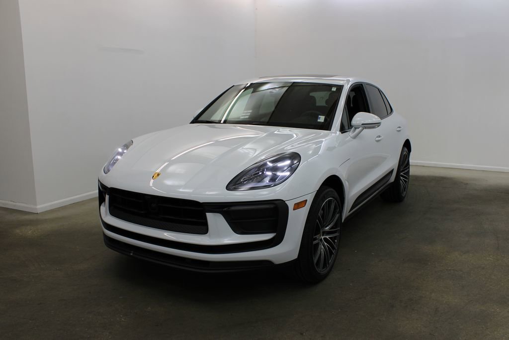 New 2024 Porsche Macan image 1