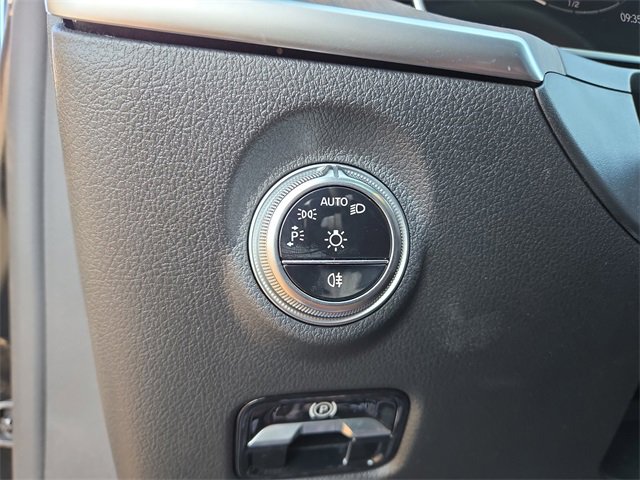 Used 2024 Mercedes-Benz C 300 4MATIC Sedan image 19