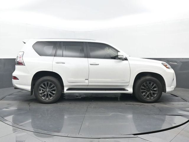 Used 2019 Lexus GX 460 Premium w/ Premium Package AWD/4WD image 2