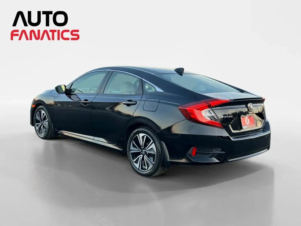 Used 2018 Honda Civic EX-T image 3