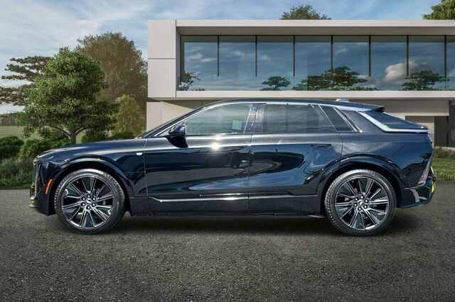 Certified 2024 Cadillac Lyriq Sport AWD/4WD image 7