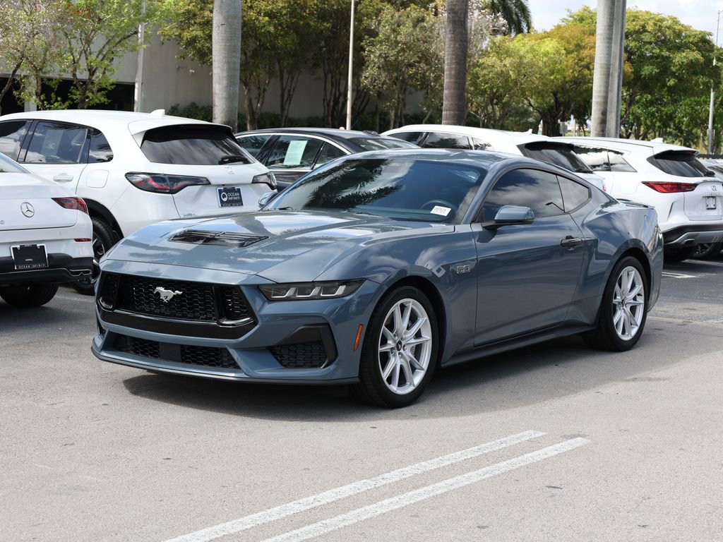 Used 2025 Ford Mustang GT Premium image 1