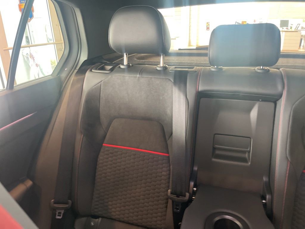 New 2026 Volkswagen GTI SE FWD image 20