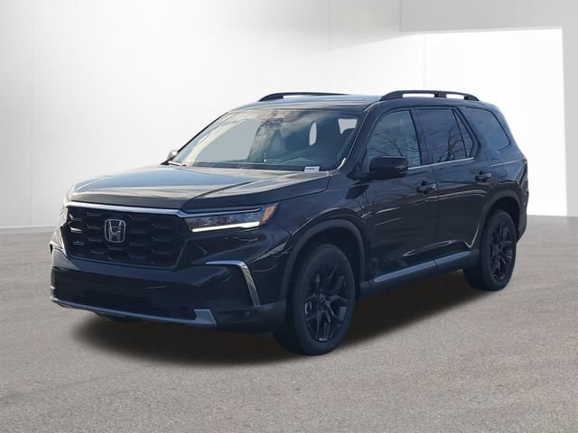New 2025 Honda Pilot Touring image 1