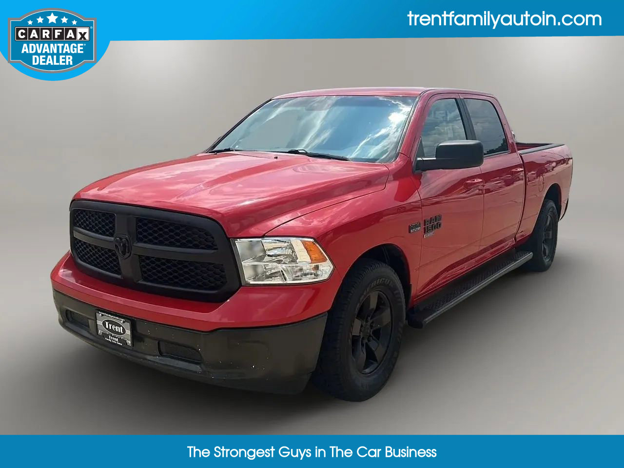 Used 2019 RAM 1500 Classic SLT image 2
