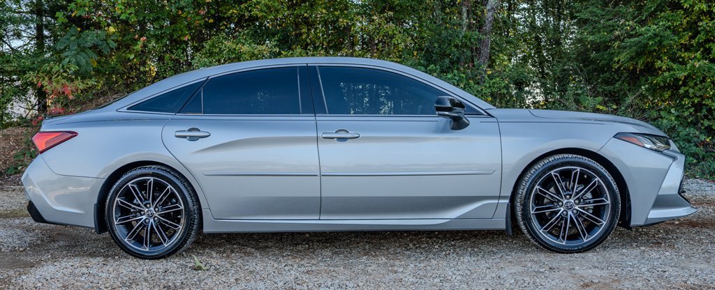 Used 2019 Toyota Avalon Touring w/ Advanced Safety Package FWD image 6