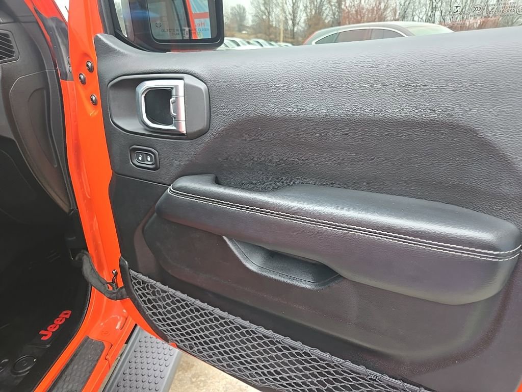 Used 2020 Jeep Wrangler Unlimited Sahara w/ Uconnect 4C Nav & Sound Group image 77