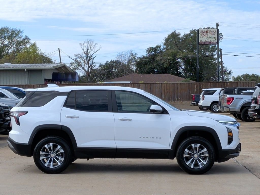 New 2026 Chevrolet Equinox LT w/ Safety and Technology Package image 9