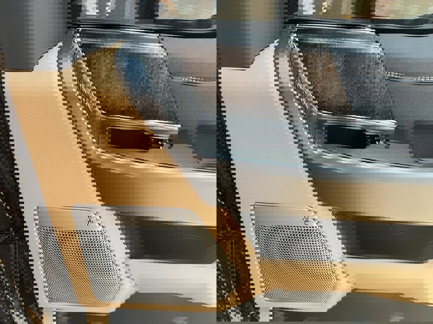 Used 2025 Ford F450 Lariat w/ Lariat Ultimate Package image 25